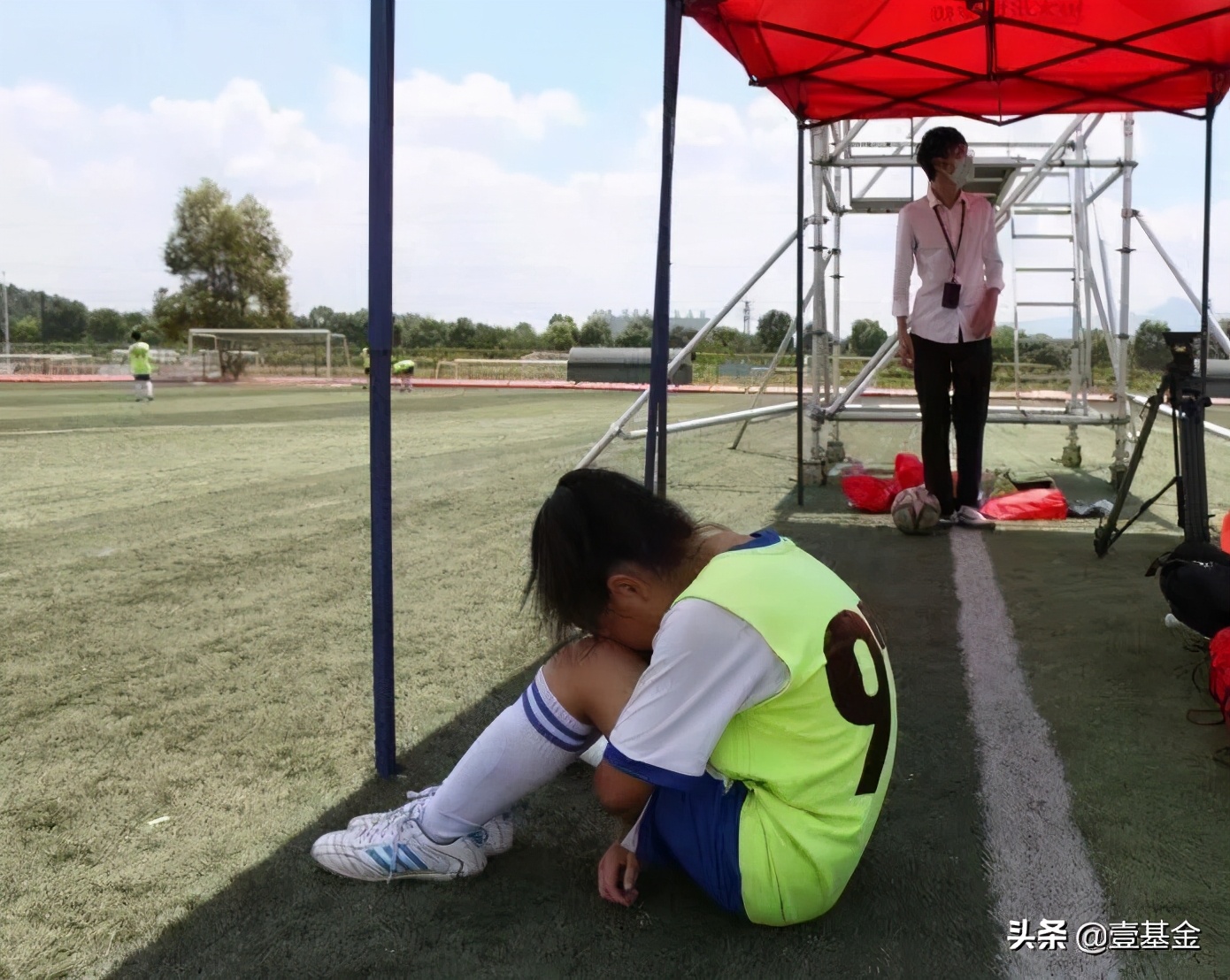 球队目前的目标还是全力冲击冠军,我们球队