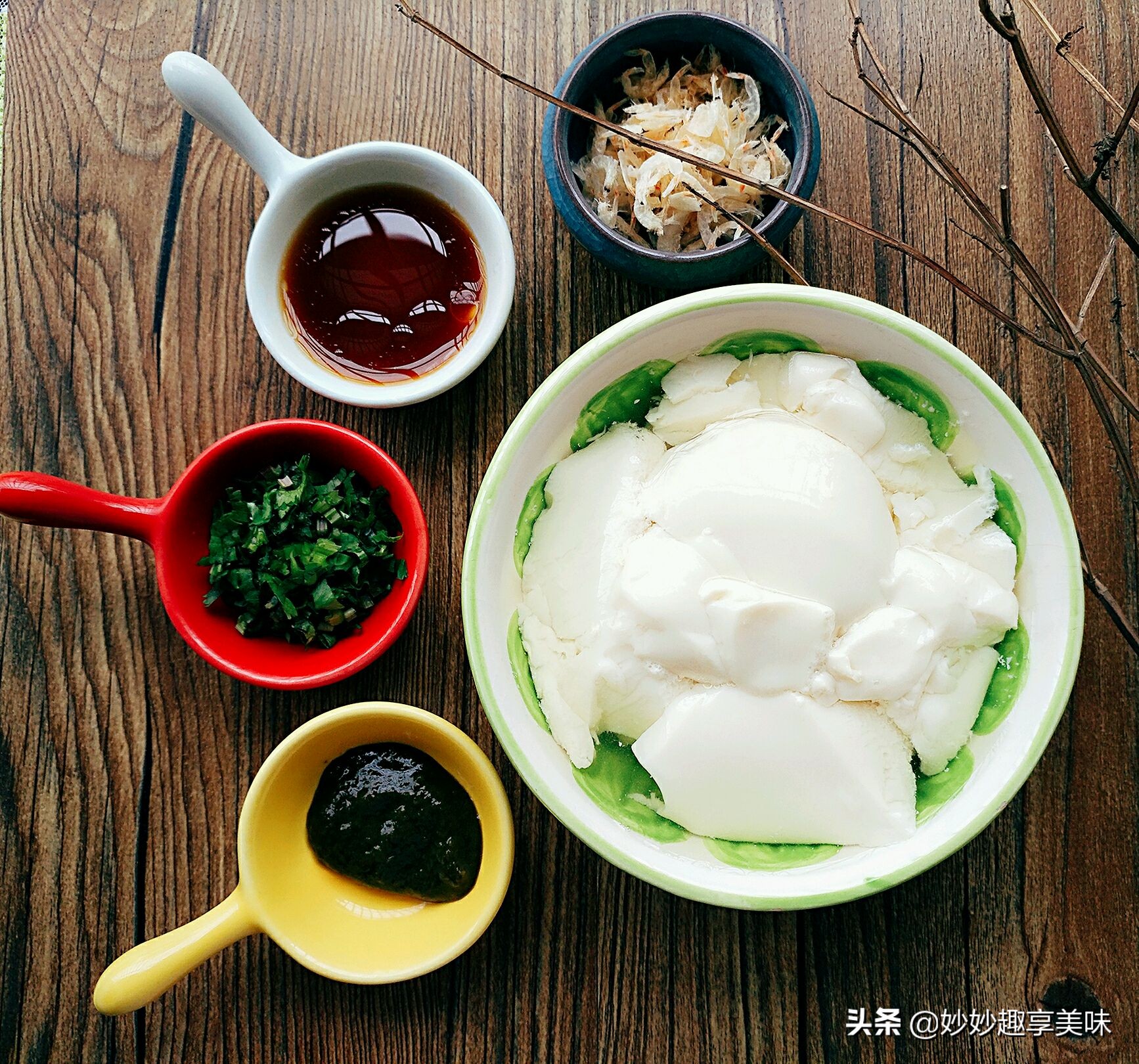 自制豆花的家常做法无内脂,150克黄豆做豆花放多少内酯和水