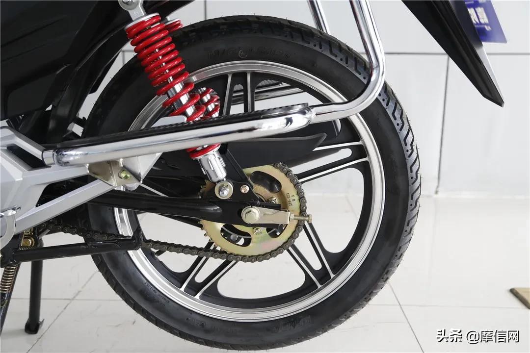 嘉陵新金悍125-7a评测,嘉陵最新款150评测视频