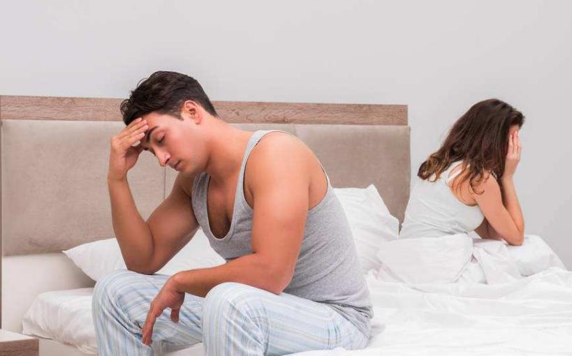 发现丈夫偷偷买保健品,发现爸爸吃补肾的药