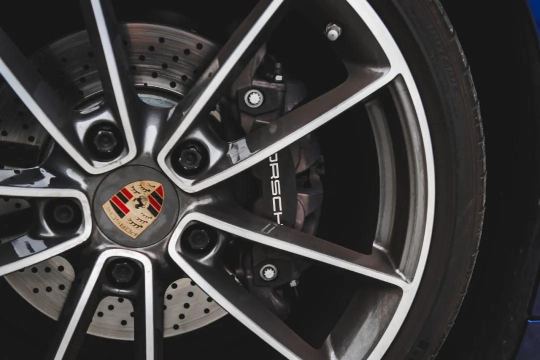 开911敞篷车上街是什么感受,北京适合开911敞篷吗