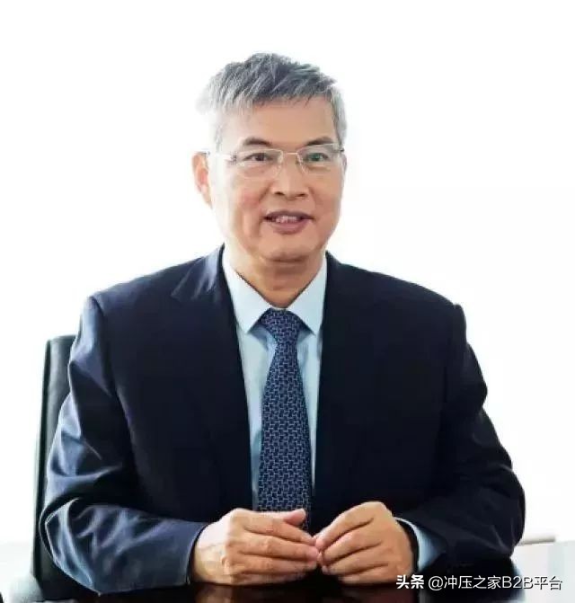 数千名工程师全力研发创作,10位工程师耗时22天修手机完整版