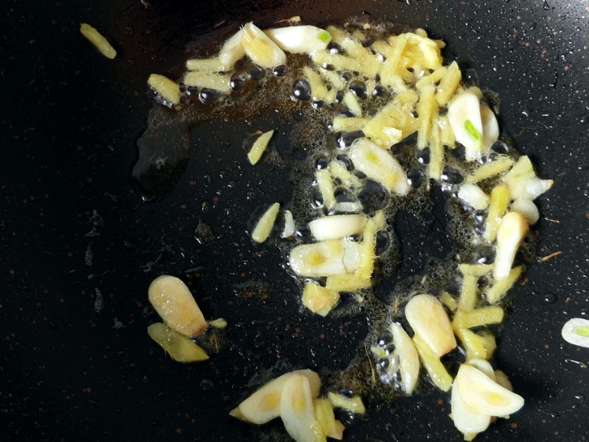 香酥小河虾老少皆宜的补钙佳品,传说中的香酥小河虾既补钙又美味