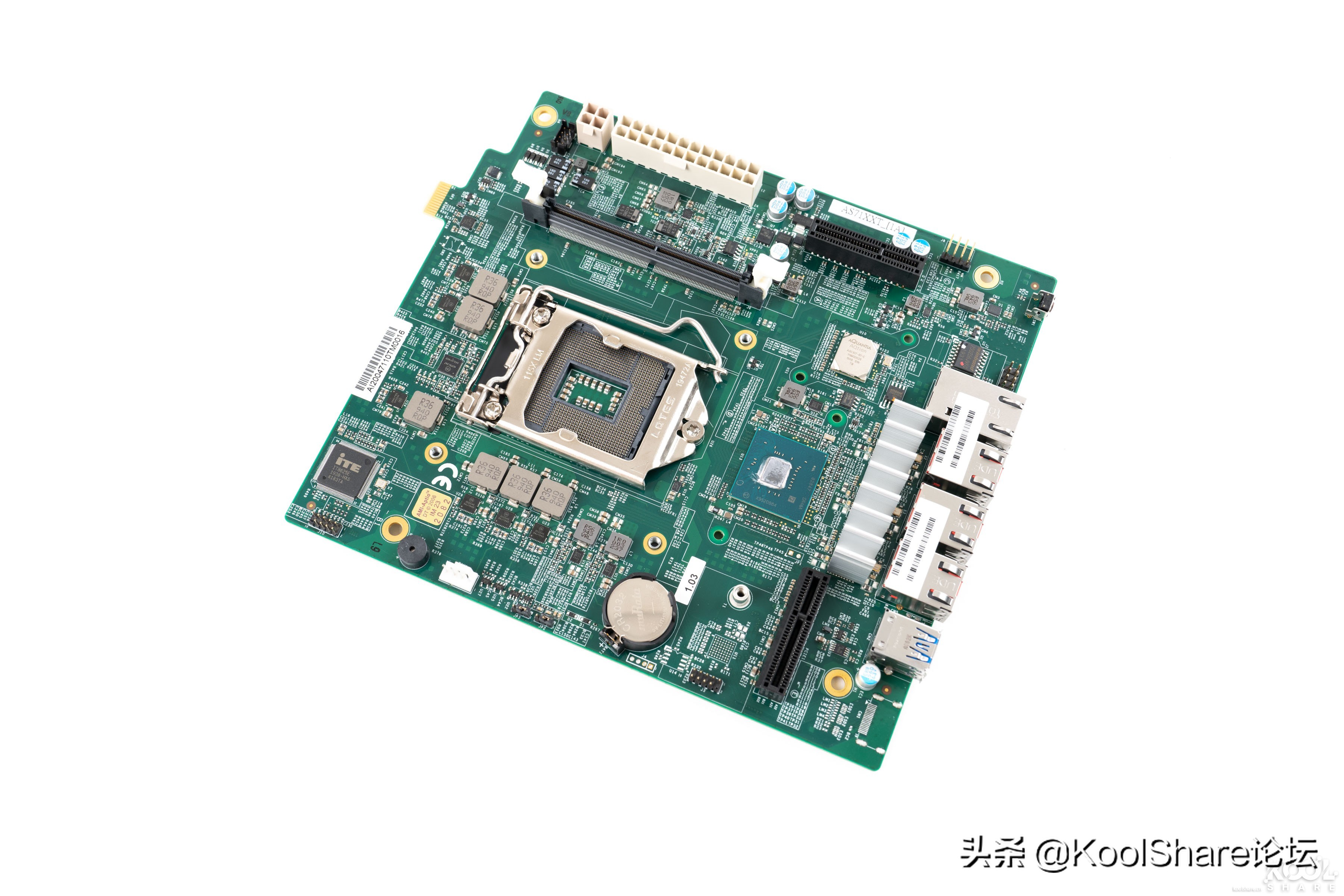 ASUSTOR爱速特旗舰NASAS7110T拆解评测