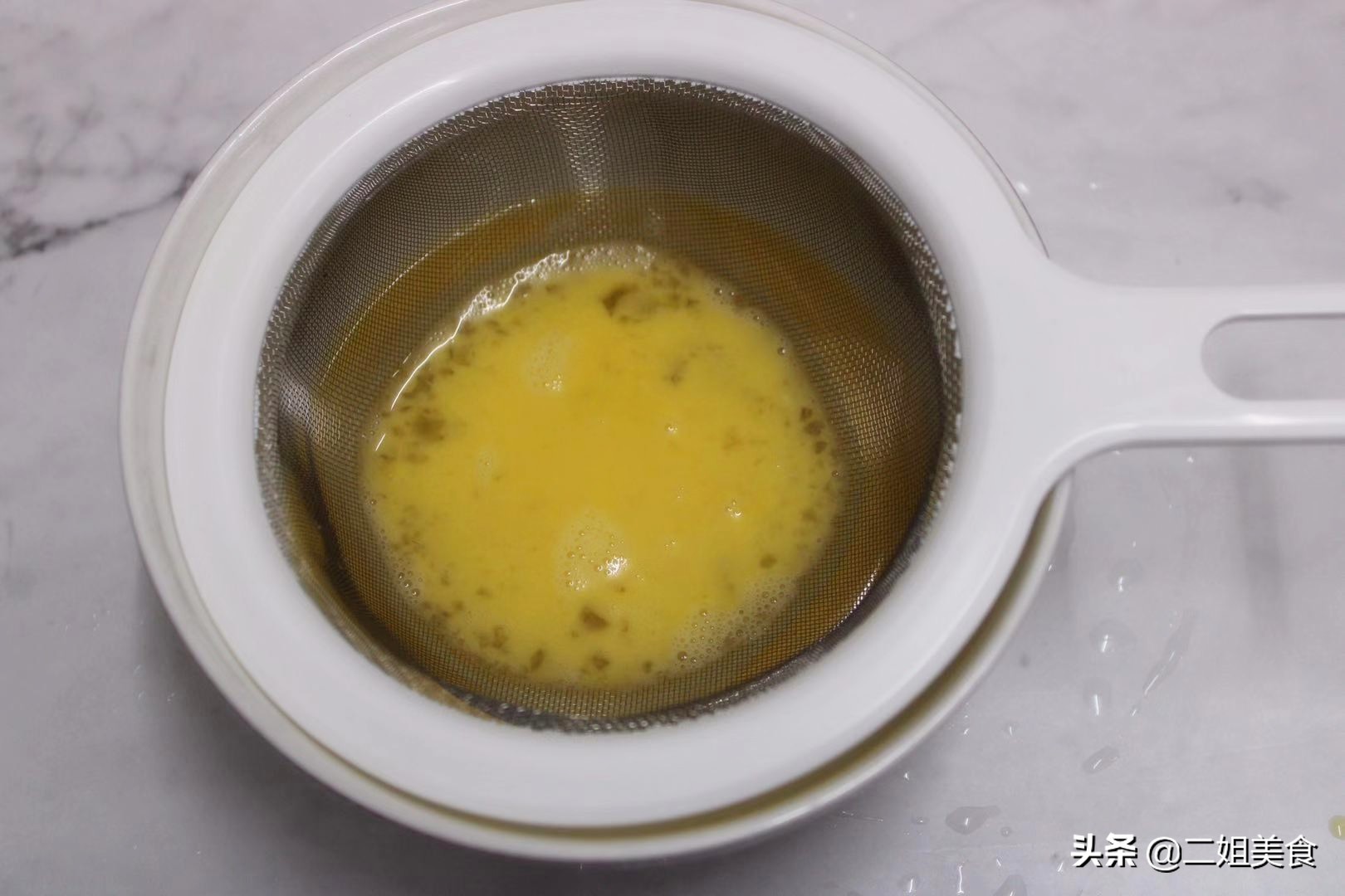 如何才能蒸出又嫩又顺滑的鸡蛋羹,鸡蛋羹怎么蒸才能更嫩滑爽口