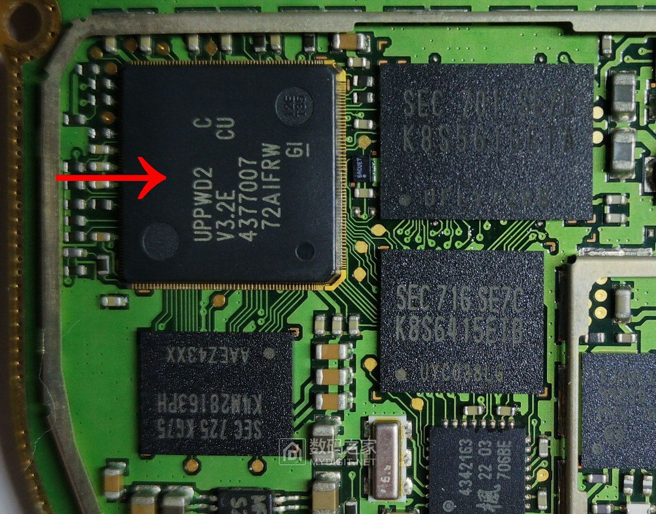 设计感超前，诺基亚十五年前的直板机皇（NOKIA7610）拆解