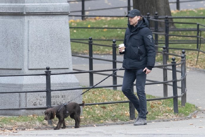 合肥波司登专卖店,波司登今年流行穿搭