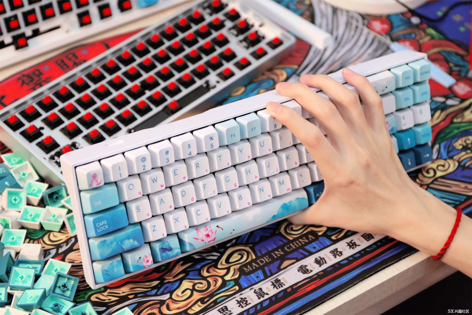 键盘推荐100-200机械键盘,颜值最高的键盘机