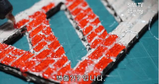 身价300万的仓鼠外网走红！住3层电梯豪宅，丰富娱乐，人不如鼠啊