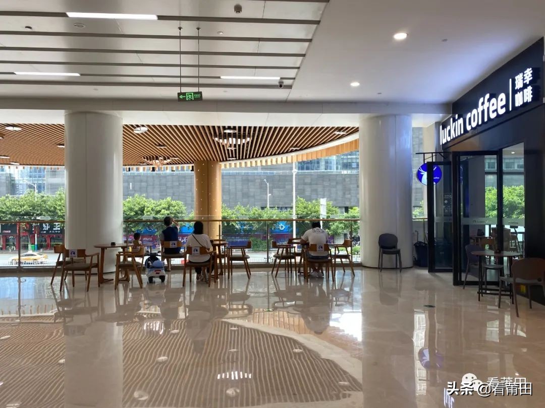 阳光100悻悻离开莆田，益田假日携众大牌正式进场