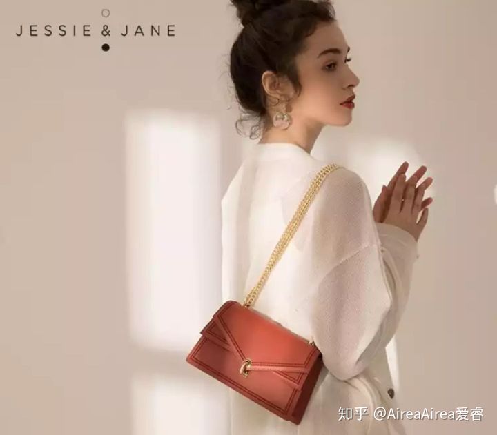 这段时间最流行的包包推荐,今年春夏必买的4款包包