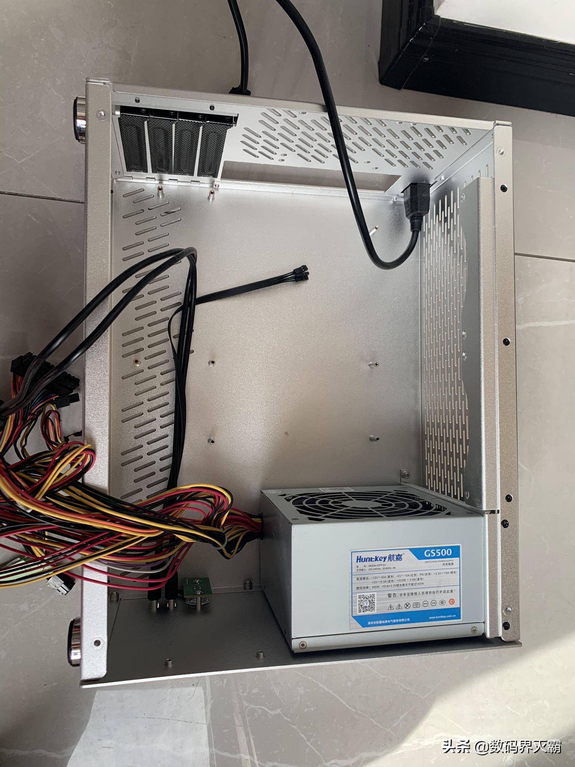 电脑小白穷折腾,我需要一台小机箱,雷匠,Rayarti-M3机箱使用分享