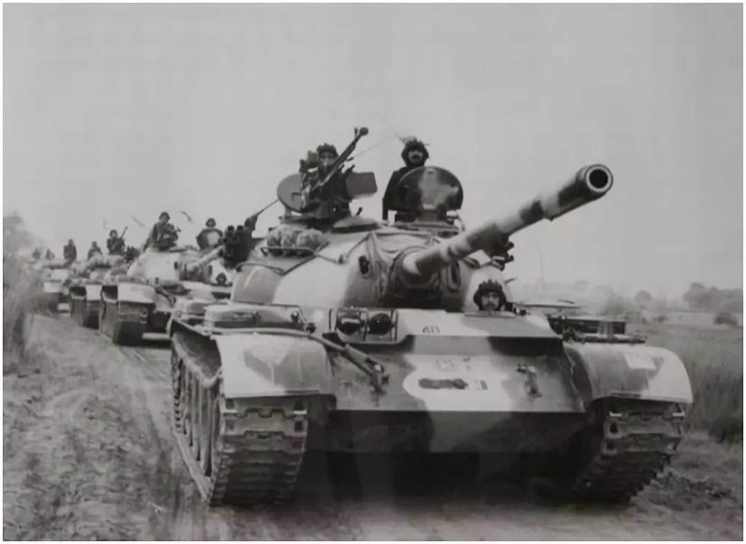 巴铁购买塞尔维亚坦克,巴基斯坦塞尔维亚t55坦克