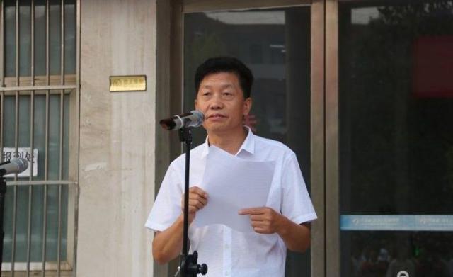 临颍县三高校长,襄城县三高开学典礼