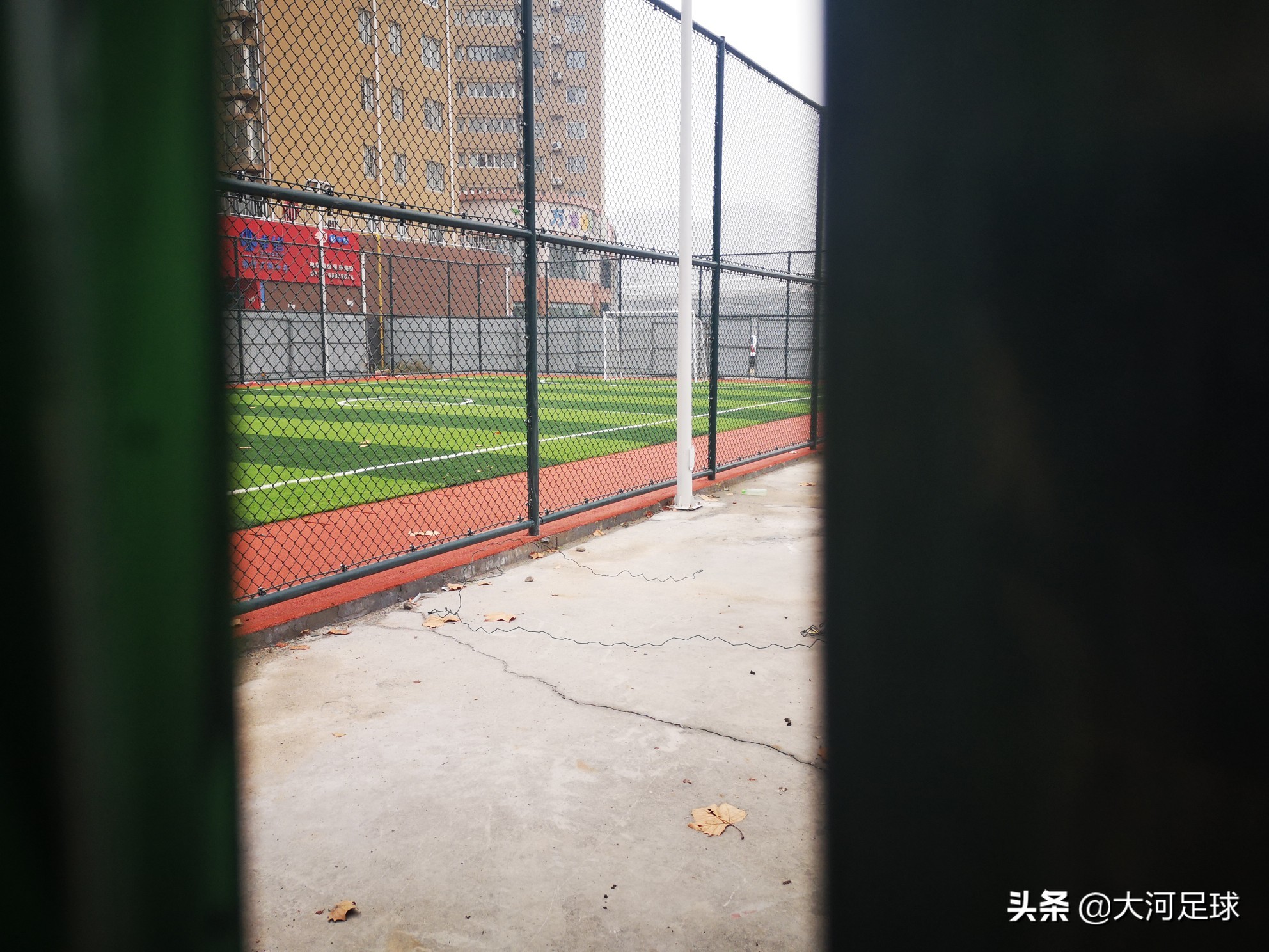 郑州奥体中心足球场,郑州专业足球场规划