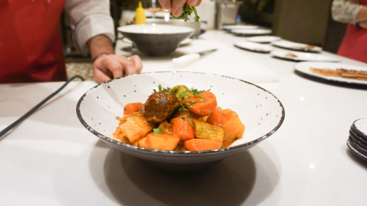 迪拜的特色美食有哪些,去迪拜必买的美食