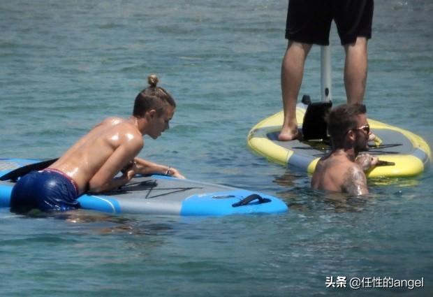 大卫贝克汉姆在英国多受欢迎,大卫贝克汉姆小时照