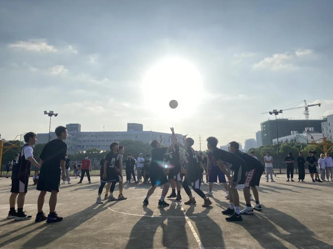 未来可期青春不散场原声,未来可期青春不打烊