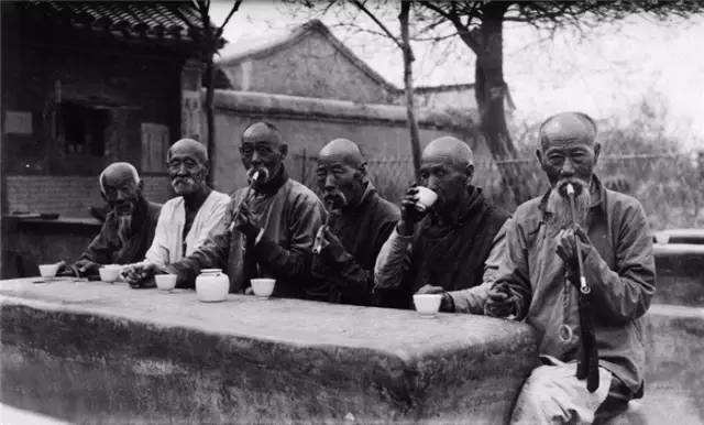 嘬烟屁股有种吃奶般的感觉？