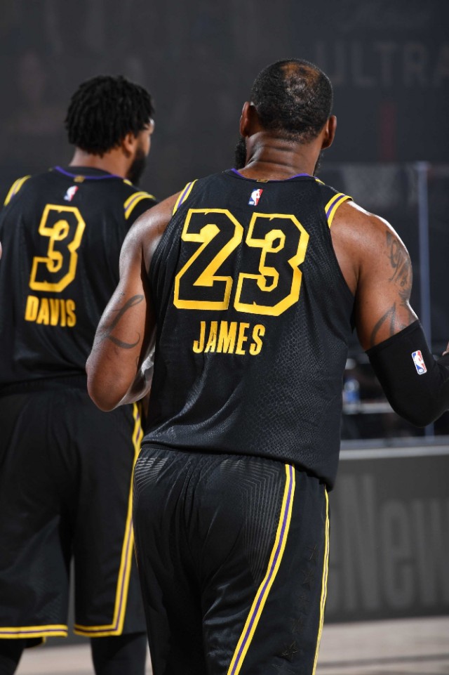 火湖大战总结湖人,湖人113-105战胜勇士集锦