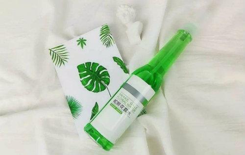 花露水防止蠓虫叮咬,花露水防蚊子做法