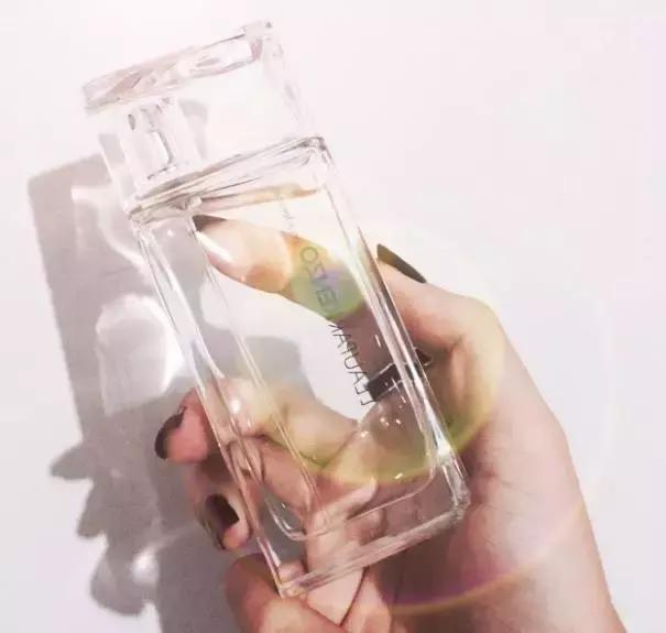 喜欢大海的朋友注意了，让我来告诉你几款水系香水