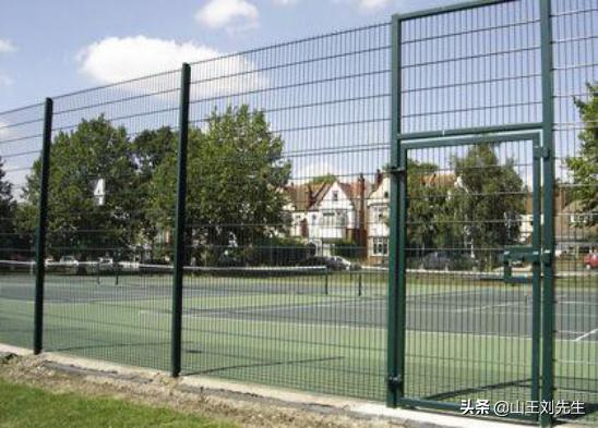 安全防护围栏的安装高度,体育场围栏大全