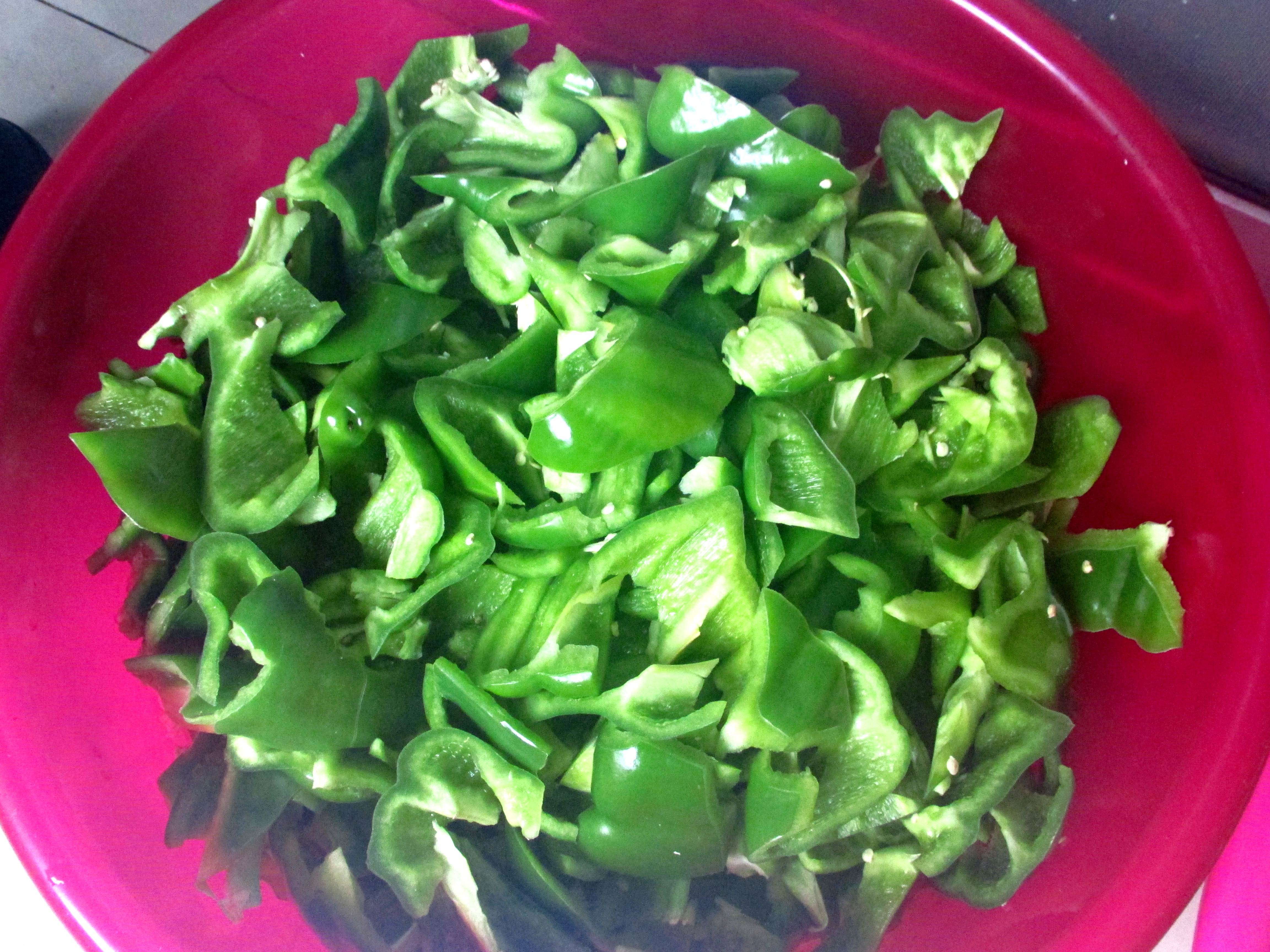 东北杀年猪来吃猪肉,老东北杀年猪