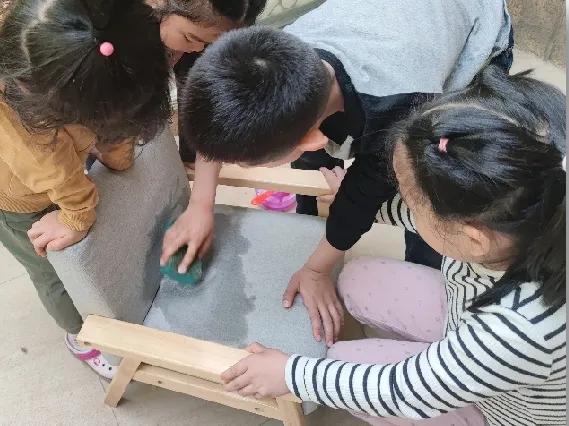 我的教育故事师德师风演讲比赛,我和学生共成长师德师风演讲视频