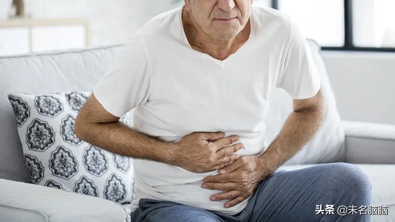 老年人长期便秘可引发痴呆症,老年痴呆症便秘导致昏厥危险吗