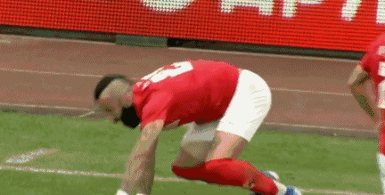 一记任意球彻底打动姆巴佩,一记回旋踢