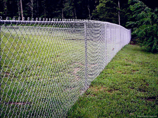 勾花网用什么护栏,勾花护栏网哪里好