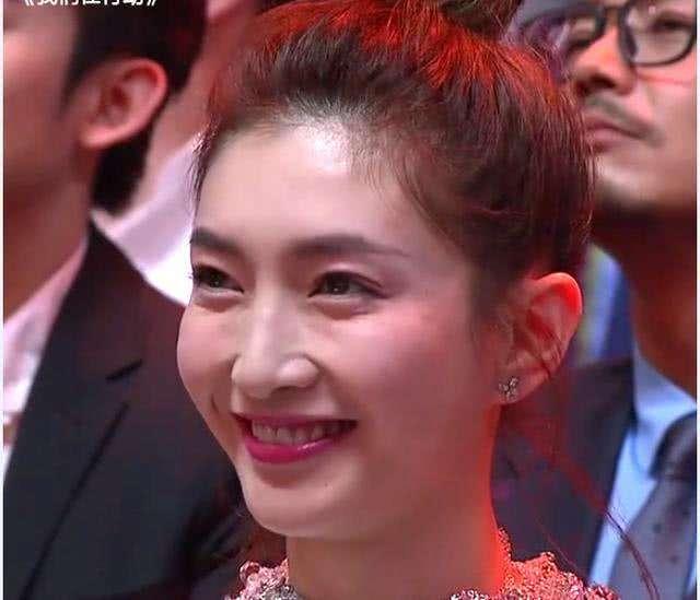 薇娅10秒卖4500万火箭,薇娅一次卖100亿