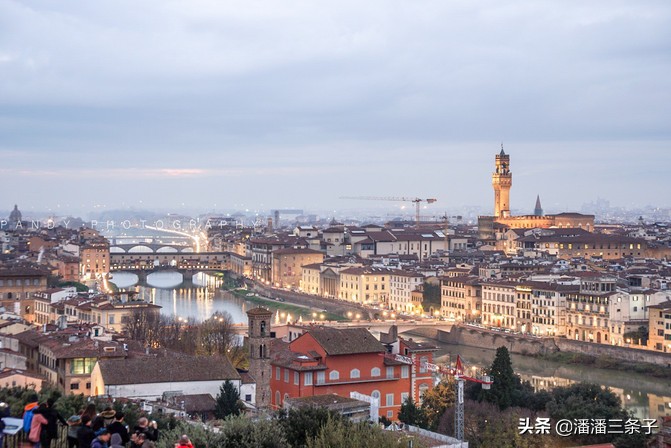 来意大利必买的奢侈品,意大利有什么值得买的奢侈品