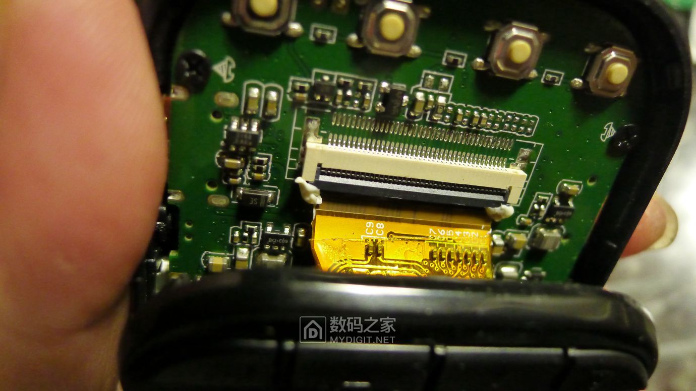 PAPAGO行车记录仪GoSafe535拆解,电源接反故障维修及思路分享