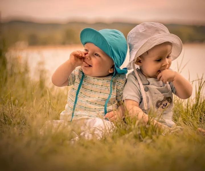 孩子咬伤小朋友家长应该如何道歉,孩子被小朋友咬了家长该如何处理