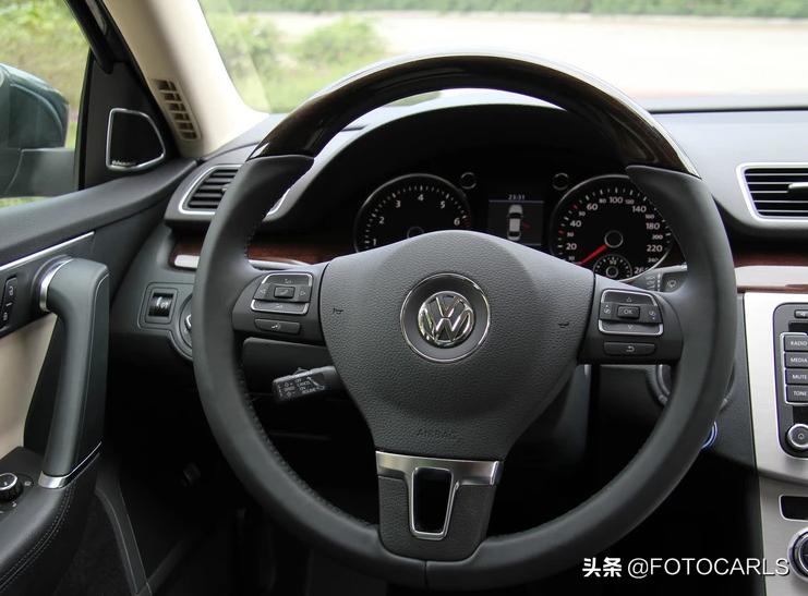 大众迈腾3.0v6价格,大众迈腾3.0v6旗舰版是什么发动机