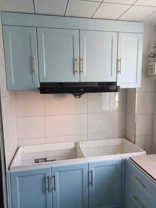 淡雅的橱柜,清新不锈钢橱柜