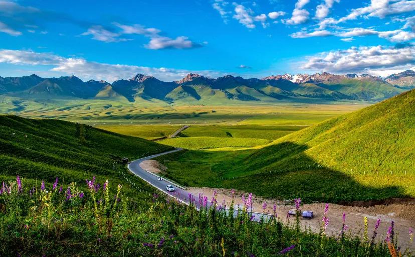 大美新疆伊犁草原,新疆美丽的伊犁草原