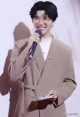 陆思恒说出重点 (陆思恒笑起来)