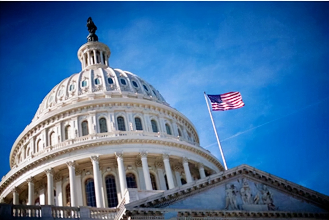 北大才子余杰:自称蒙古人,勾结*华反**势力讨好美国,一切有迹可循