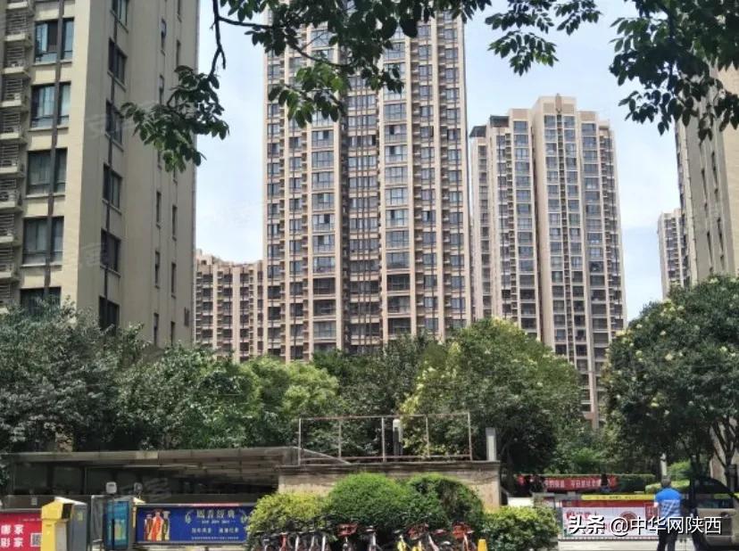 西安公园天下小区往年按流量交暖气费今年为何改成按面积收费？引发住户不满