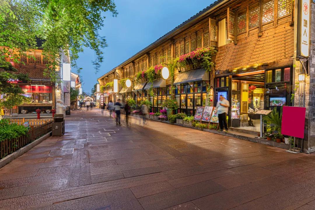 逛完这15条街瞬间看懂上海,逛完这五条街让你彻底爱上杭州