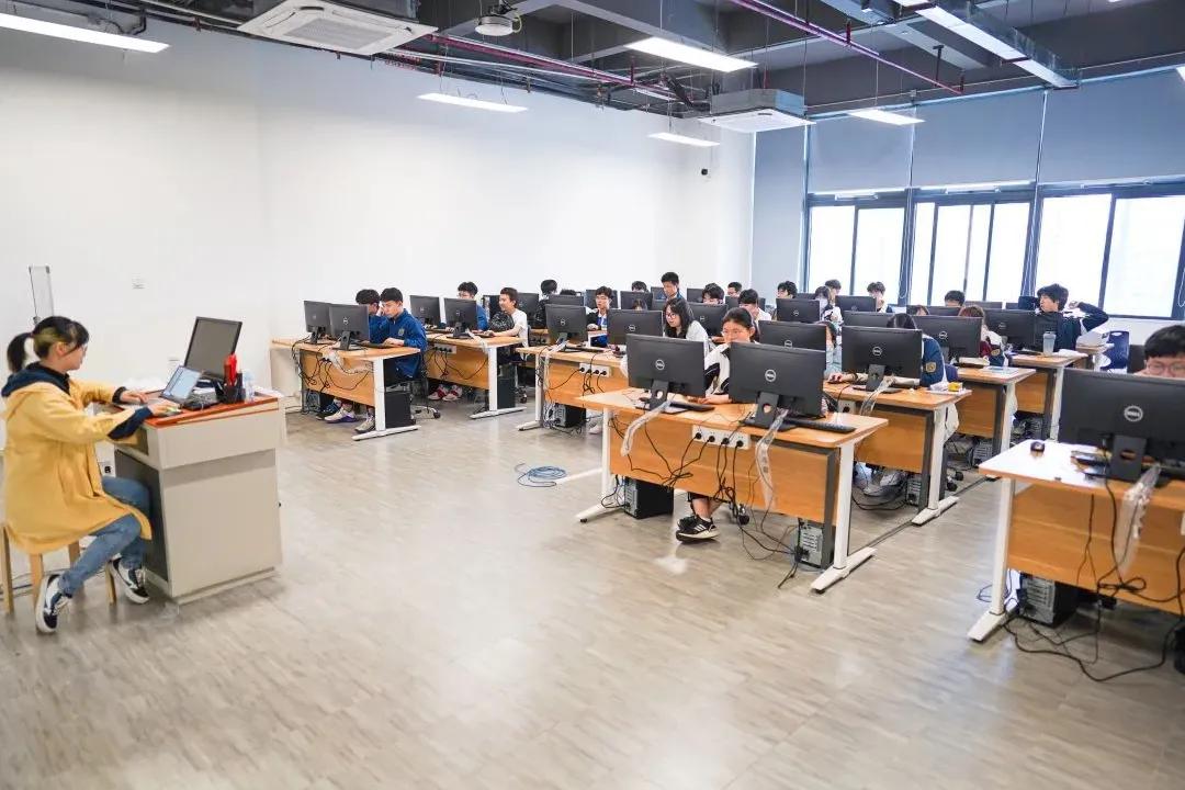 深圳中新中学校,深圳新中外国语学校