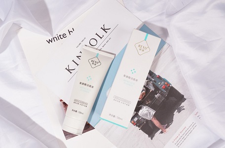 推荐一款适合40岁的平价的护肤品,35岁以上女士平价护肤品套装推荐