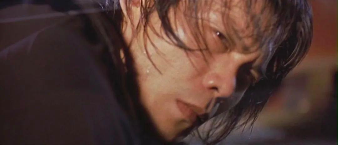 年轻时期的伍佰,伍佰外表不修边幅内心细腻