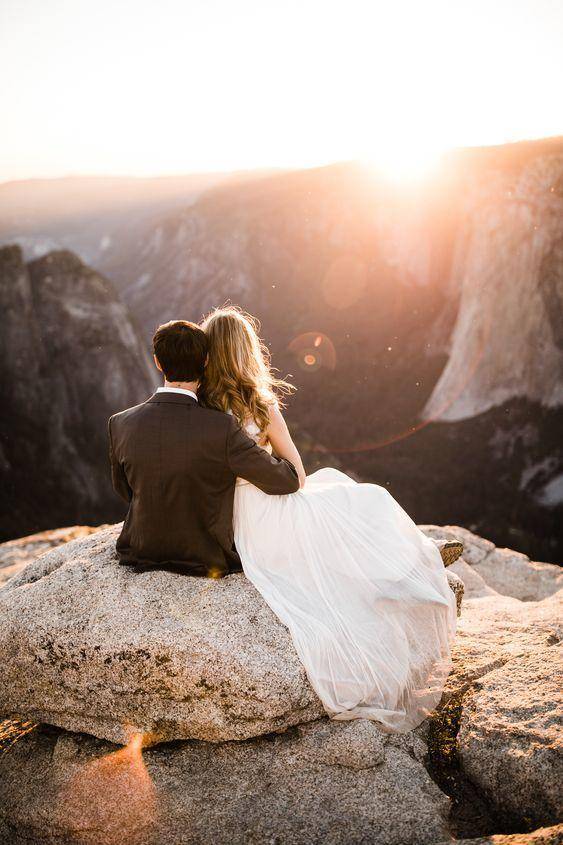 如果婚纱照是一种仪式感,用仪式感来赋予婚纱照高光时刻