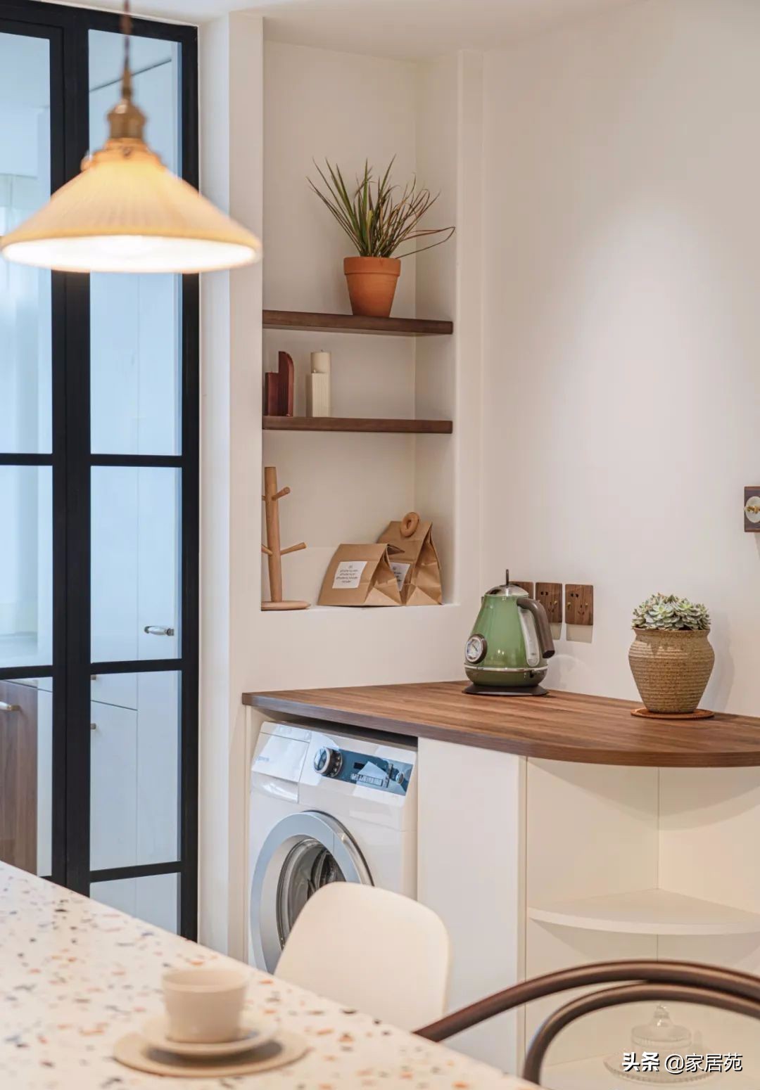 111㎡暗房惊艳翻身,简洁又耐看,还有超强储物力!