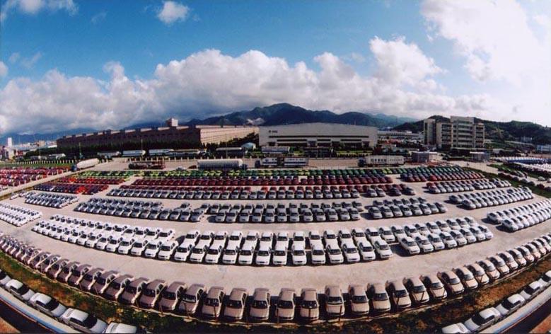 李书福造车，6万多的豪情和美日，为何被称之为“庶民的胜利”？