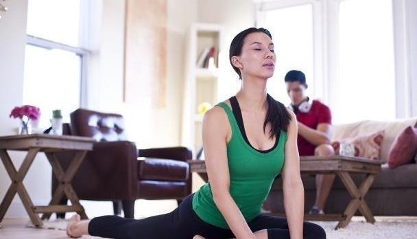 刚刚出生的婴儿有什么证,刚出生婴儿肝指标高是什么引起的